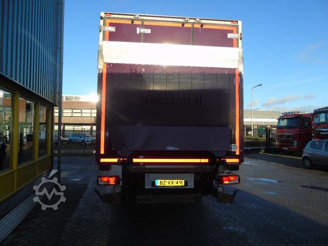 Refrigerated/frozen transport Scania P230 + carrier supra 950 + euro 5 + lift