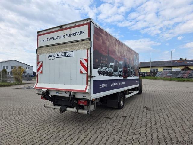 Box van IVECO 72-210 KJoffer mit Ladebordwand,AHK, Blatt/ Luft