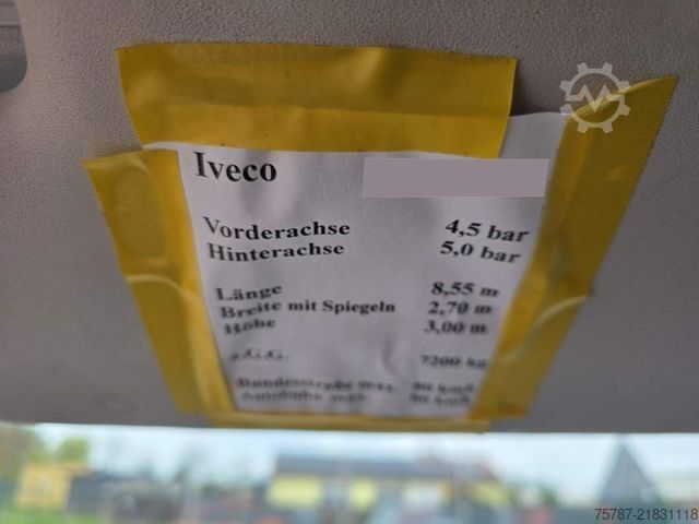 Box van IVECO 72-210 KJoffer mit Ladebordwand,AHK, Blatt/ Luft