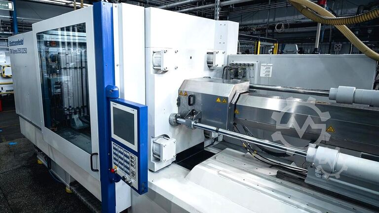 Spritzgießmaschine BATTENFELD TM Xpress 350/2250