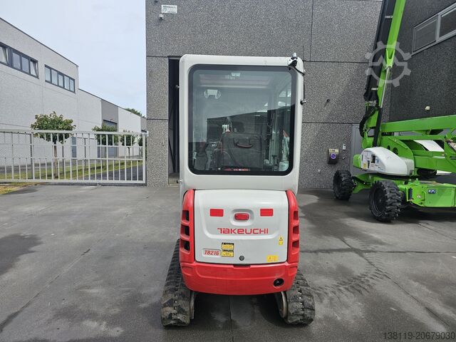 Mini excavator Takeuchi TB216