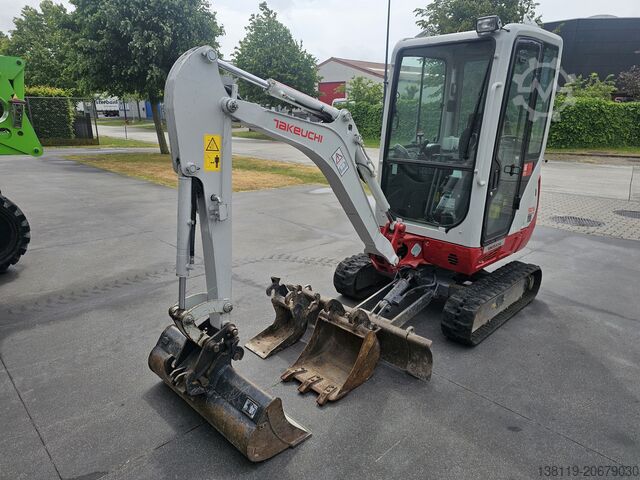 Mini excavator Takeuchi TB216