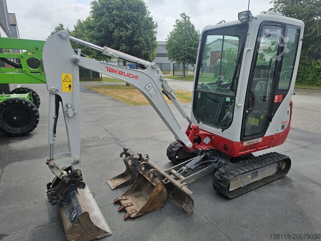 Mini excavator Takeuchi TB216