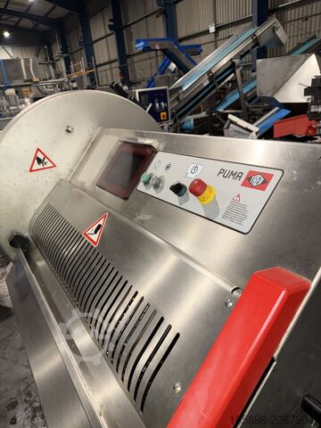 Treif slicer / chop cutter with conveyor Marel Treif Puma 700 E/EB (HS)