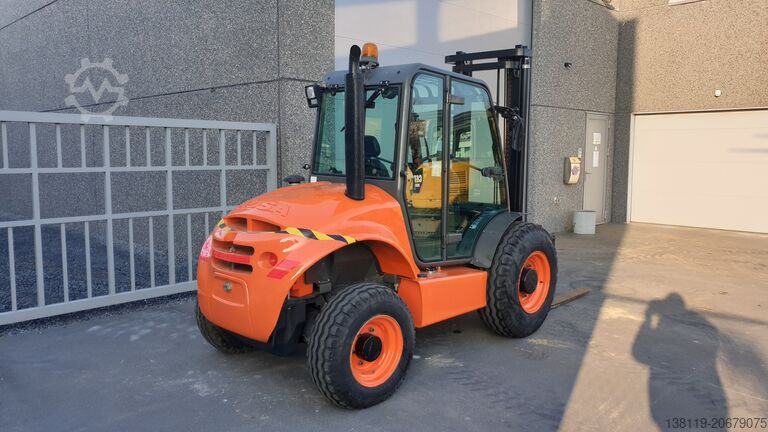 Rough terrain forklift AUSA c250hx4