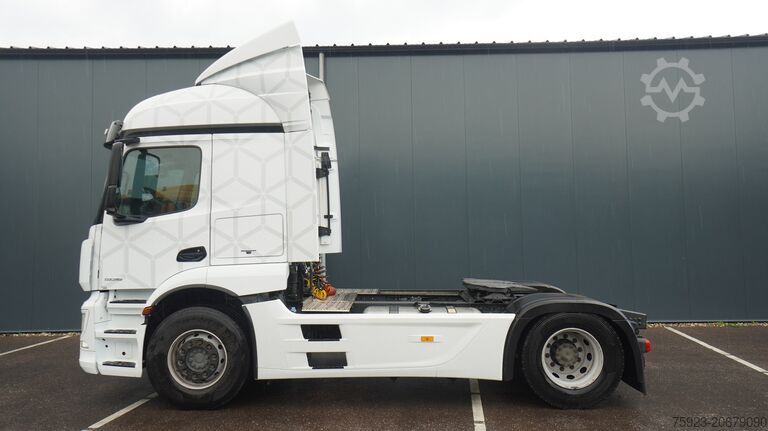 Standard-SZM Mercedes-Benz Actros 1936 tractor unit