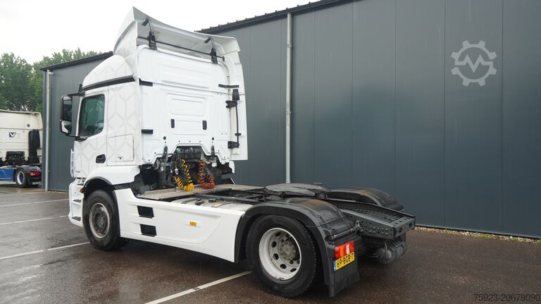 Standard-SZM Mercedes-Benz Actros 1936 tractor unit