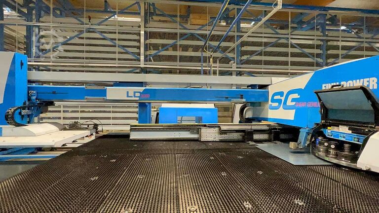 Blechbearbeitungszentrum FINNPOWER SG 6 S