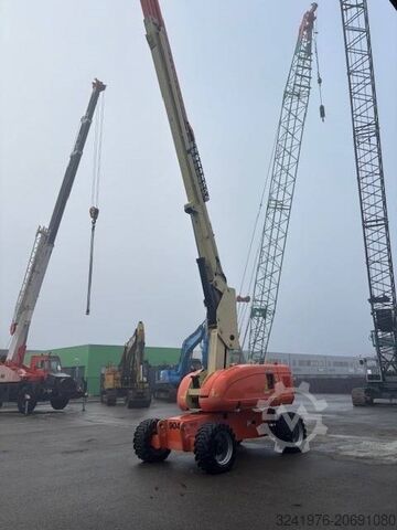 Telescopic boom lift JLG 860 SJ