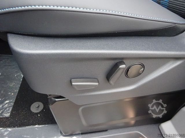 Panel van FORD Transit Custom Kasten 320 L2 Sport DoKa 4x4 LED