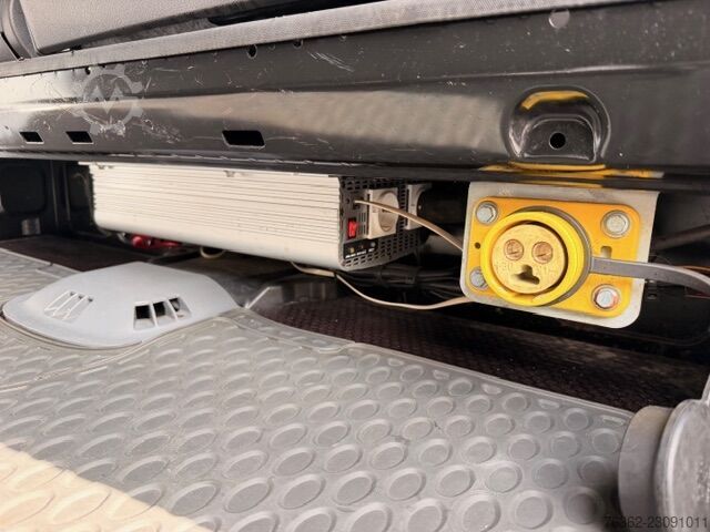 Transporter mit Doppelkabine Mercedes-Benz Vito115Mixto.Aut./Klima.Werkstat.Sortimo