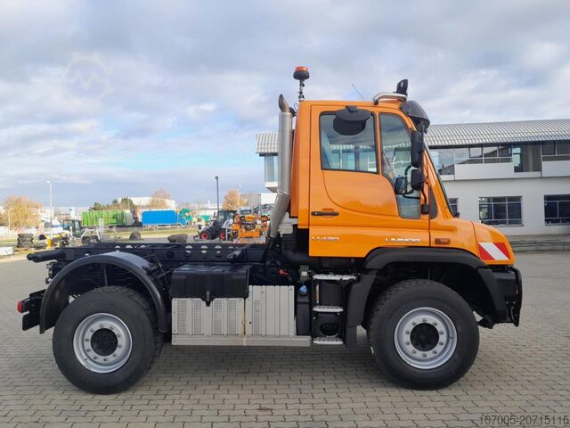 Sonstige Mercedes-Benz Unimog U 430 mit Jotha Absetzer CombiCon 5018 U