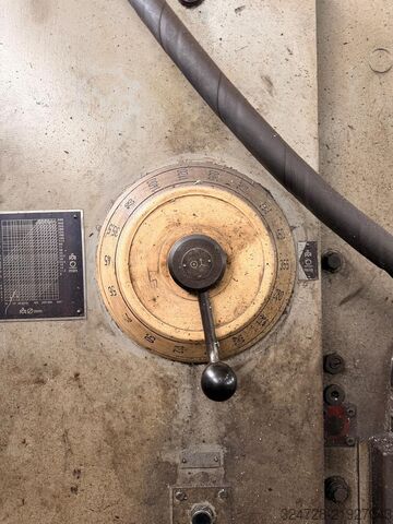 Vertical knee-type milling machine VEB Heckert FSS 400-2