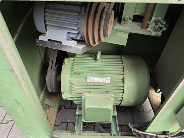 Slat splitting band saw Stenner Eagle