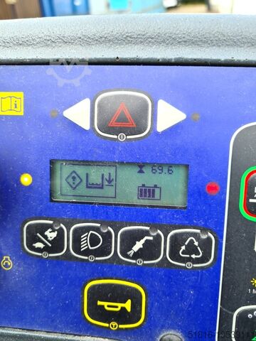 Scrubber-dryer machine NILFISK CS7000 NILFISK CS7000