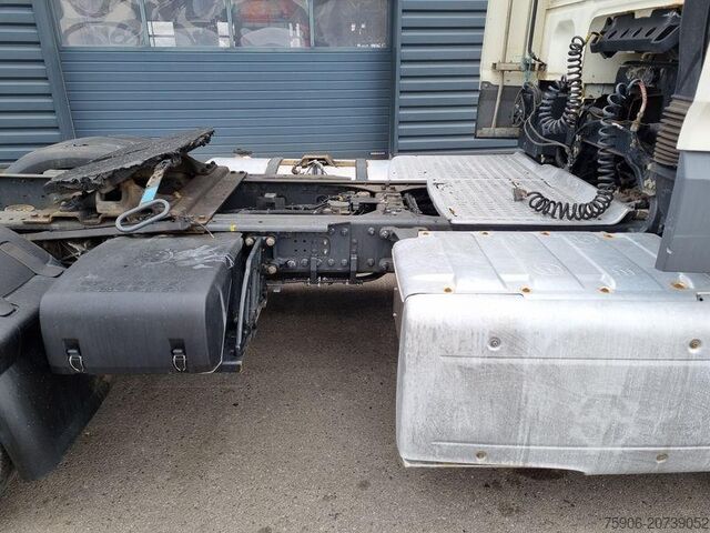 Standard tractor unit DAF XF460