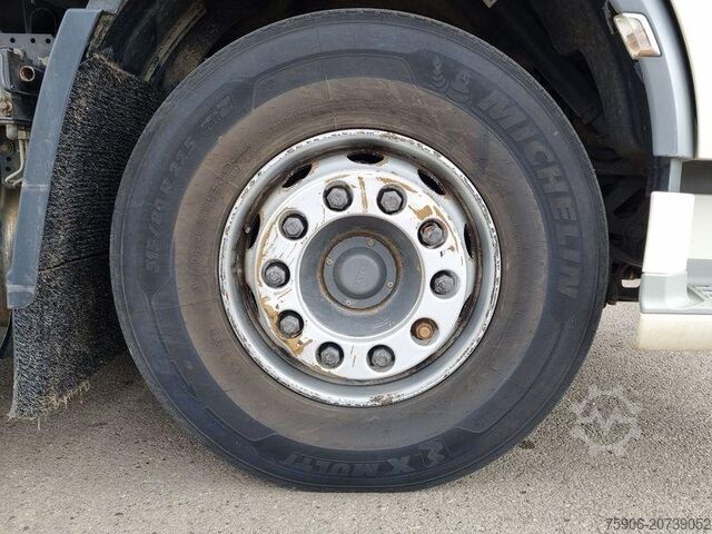 Standard tractor unit DAF XF460