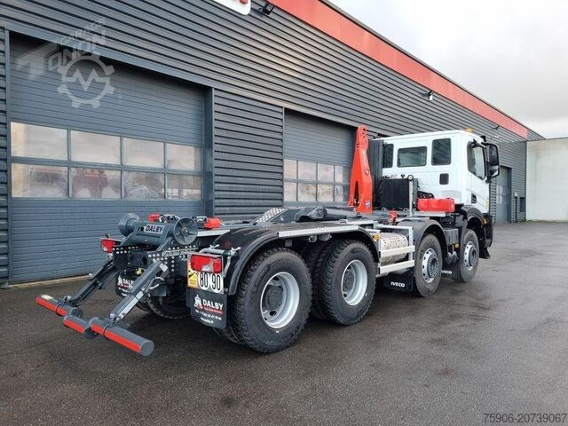 Tipper truck Iveco X-WAY