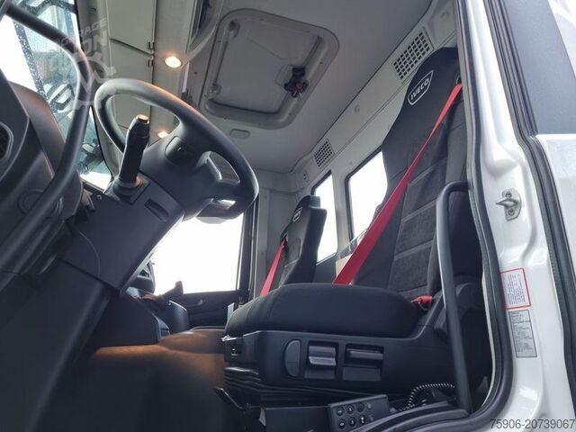 Tipper truck Iveco X-WAY