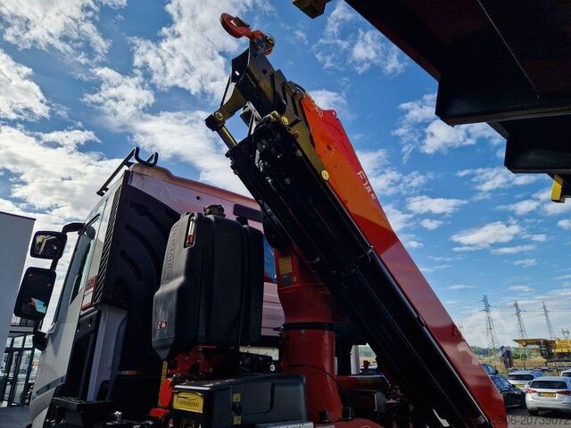 Tipper truck Renault Gamme C