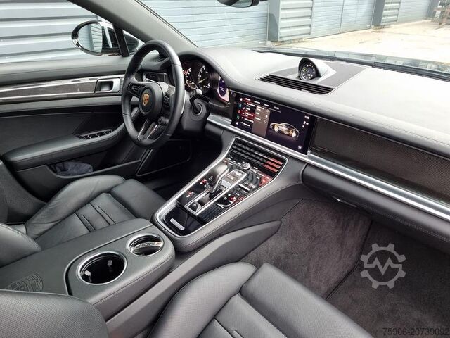 Weitere Nutzfahrzeuge Porsche Panamera