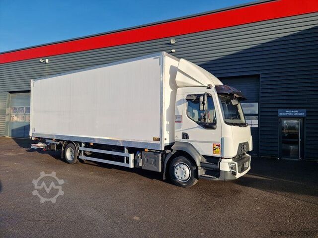 Box truck Renault D-Series