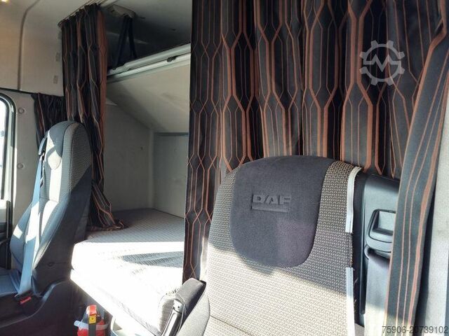 Standard tractor unit DAF XF