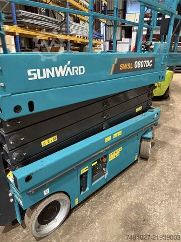 Scissor lift Sunward SWSL0807DC