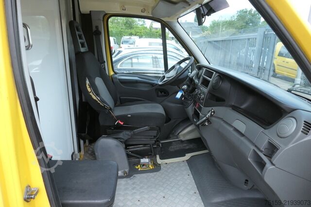 Transporter mit Koffer iveco Daily 35 S11 C30C AUTOMATIK KAMERA MAXI KAMERA Regale LUFT - EURO 5 - CoC