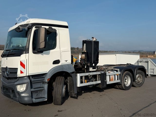 Truck chassis MERCEDES-BENZ Antos 2533 6x2 Fahrgestell