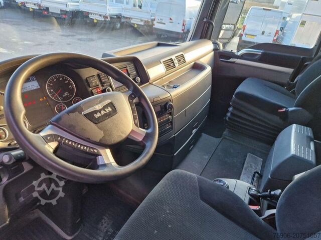 Wechselkoffer-Sattelauflieger MAN TGX