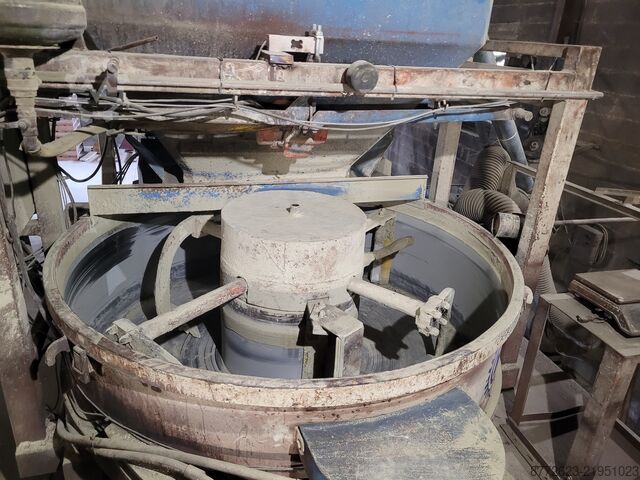 Concrete block - manufacturing plant LM Metalika Vibropress