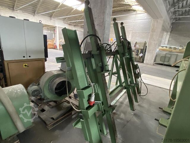 *RESERVIERT* Vertikale hydraulische Presse für Fenster- und Türrahmen