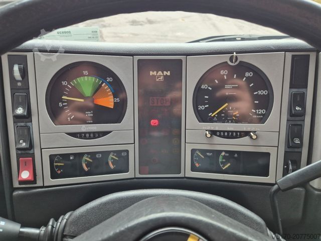 Spezial-LKW MAN FE 26.360 LF 8 Löschfahrzeug