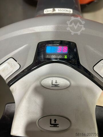 Electric Pallet Truck Cesab P216