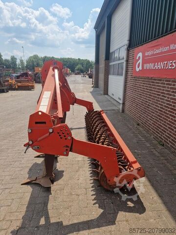 Deep cultivator Diepwoeler