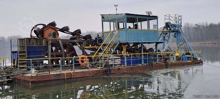 Float dredger with bucket conveyor Ungarische Sonderanfertigung VUK 120/15,5
