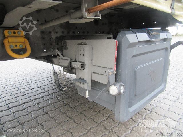 Auflieger mit Pritsche & Plane Schmitz Cargobull Curtainsider Mega Getränke