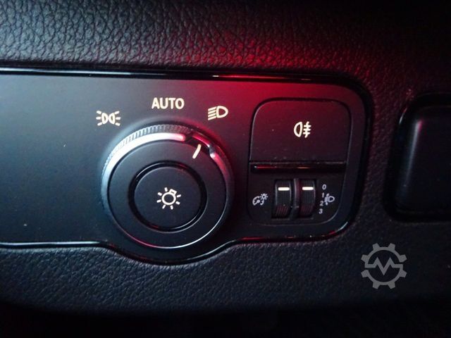 Kühltransporter MERCEDES-BENZ Sprinter III Kasten RWD/AWD 311/315/317/319 CDI