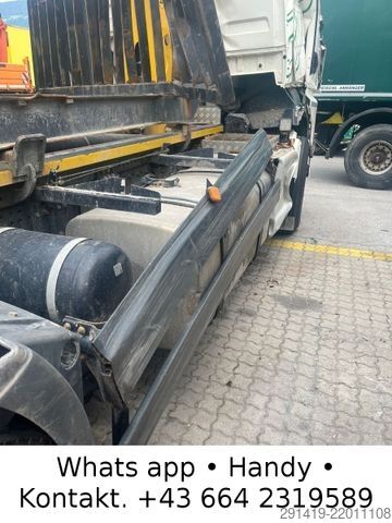 Roll-off tipper truck MAN TGX 26.510 6x2  Abrollkipper Unfall Bj 2023
