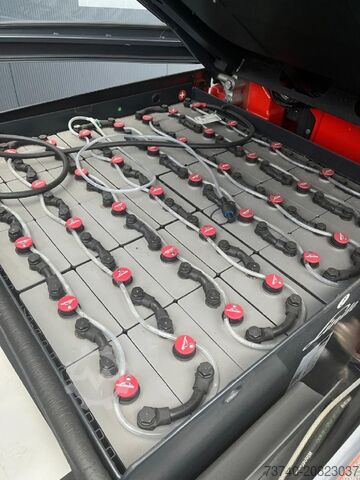 Elektro 4 Rad-Stapler Linde E50HL-01