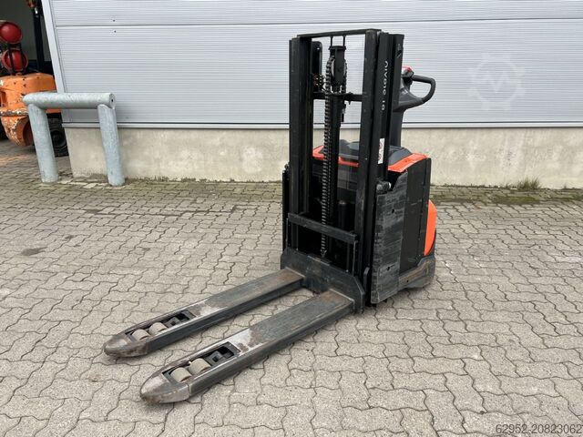 Hochhubwagen Toyota SWE 200 D