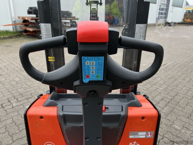 Hochhubwagen Toyota SWE 200 D