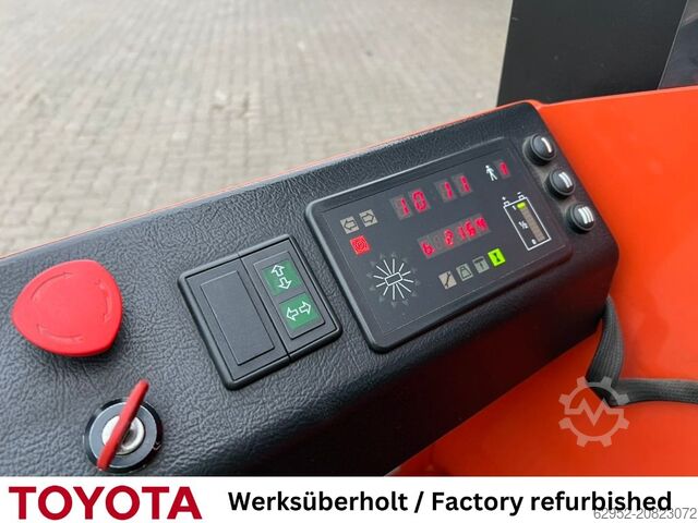 Vierwege Schubmaststapler Toyota FRE 270