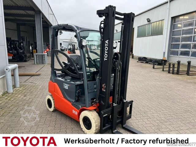 Elektro 4 Rad-Stapler Toyota 8 FBMK 16 T / 810 Std!