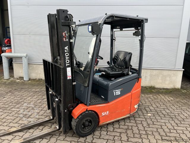Elektro 3 Rad-Stapler Toyota 7 FBEST 15