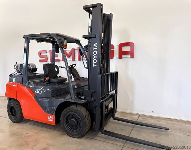 Forklift Toyota 11248 - 8FG40N8