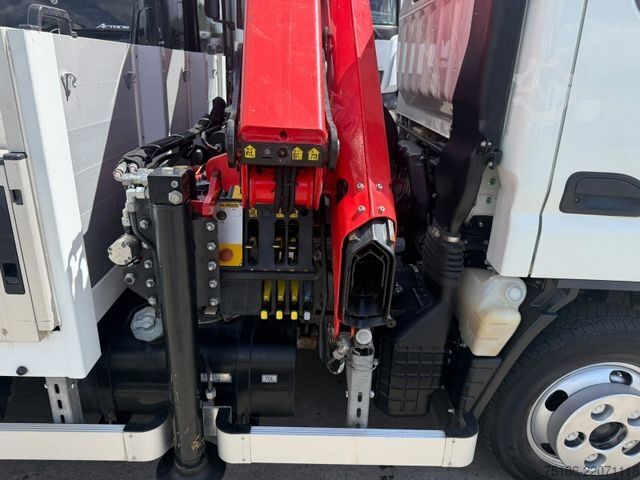 Pick-up van FUSO FUSO 6S15 Pritsche KRAN PALFINGER Auslegung 11 m
