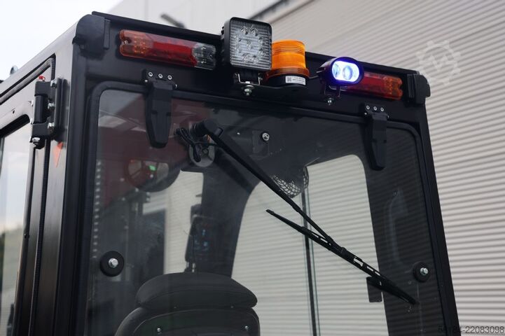 Electric 4-wheel forklift Noblelift CPD38-A