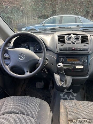 Minibus MERCEDES-BENZ Vito 113CDI-6 Sitzer-Autom.-Extralang-Klima-AHK